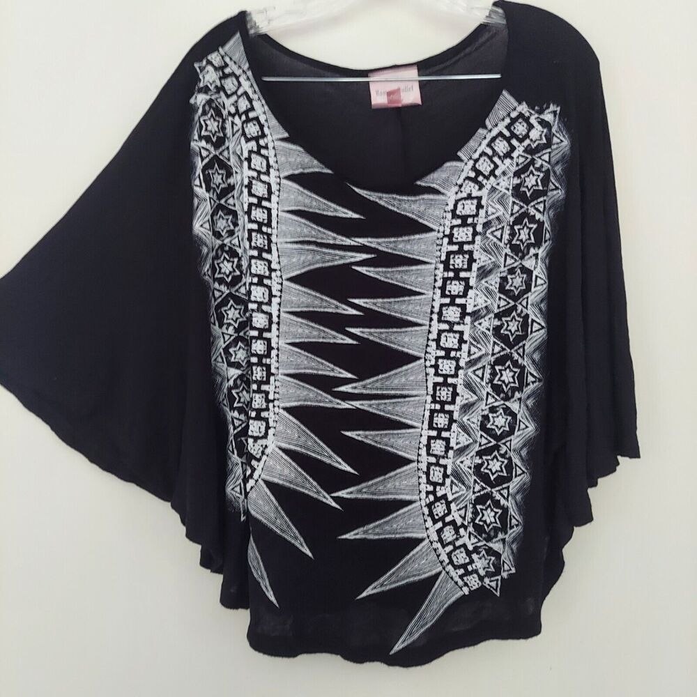 Romeo and Juliet T-shirt Dolman Sleeve Medium Black White Oversized